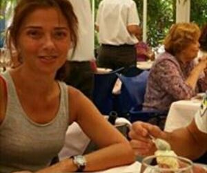 Ana Roguez Cur