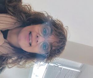 María
