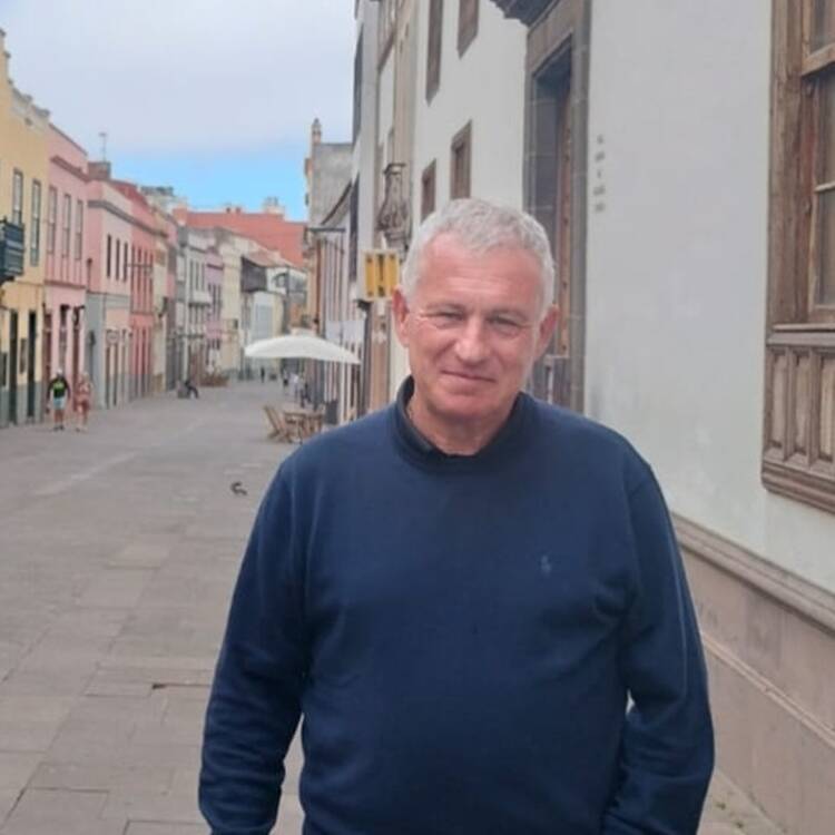 Foto de perfil de Bienvenido Escobar
